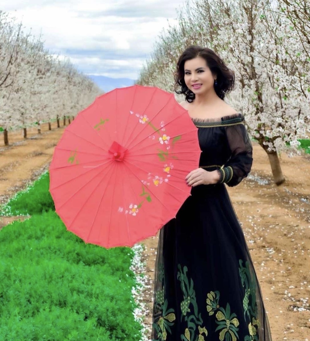 Hoa hậu Kim Hồng: "Khi cất giọng h&aacute;t, t&ocirc;i như tr&uacute;t bỏ được g&aacute;nh nặng trong l&ograve;ng" - Ảnh 7.