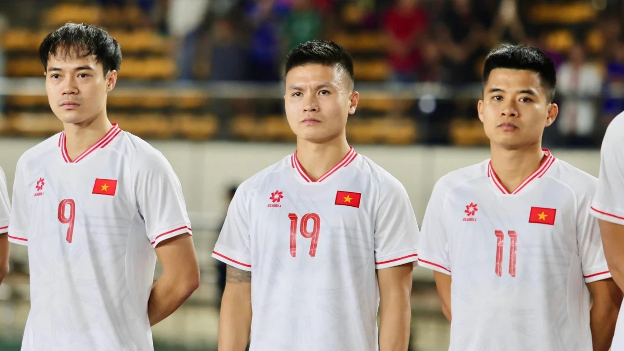 Đội hình Việt Nam vs Indonesia: Quang Hải tái xuất, HLV Kim Sang-sik quyết thắng bằng dàn “hỏa lực” mạnh? - Ảnh 1.