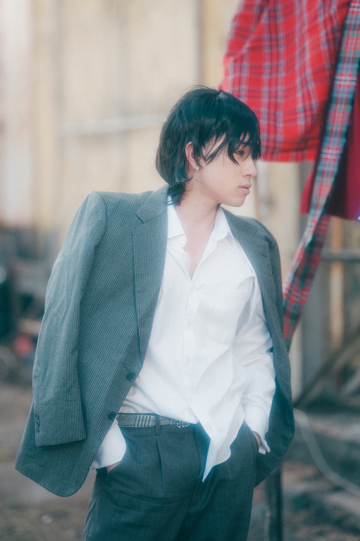 MV "Chờ em lớn nhé" của Xiri đậm nét phim Châu Tinh Trì- Ảnh 4.