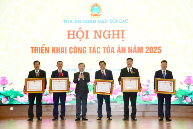 Tiến độ xét xử án tham nhũng: Không vùng cấm , không ngọai lệ - Ảnh 1.