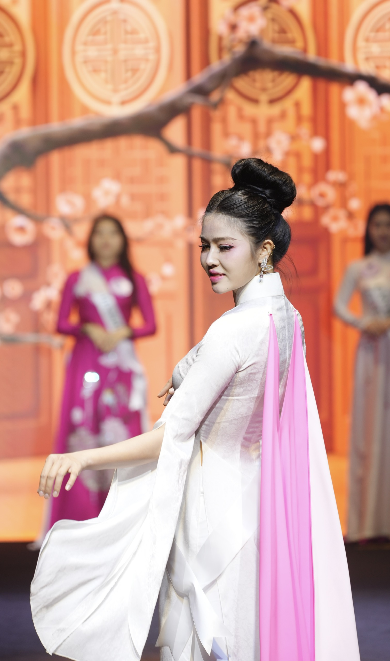 Nhan sắc Nguyễn Thị Thảo - người đẹp giành á hậu 1 Hoa hậu Văn hóa Du lịch Việt Nam- Ảnh 6.