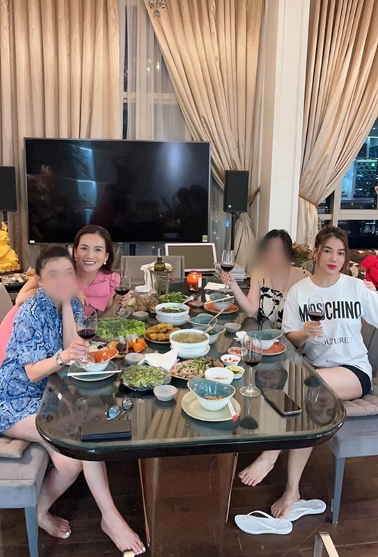 "Phú bà" Trương Ngọc Ánh và cuộc sống sang chảnh trong penthouse triệu đô- Ảnh 9.