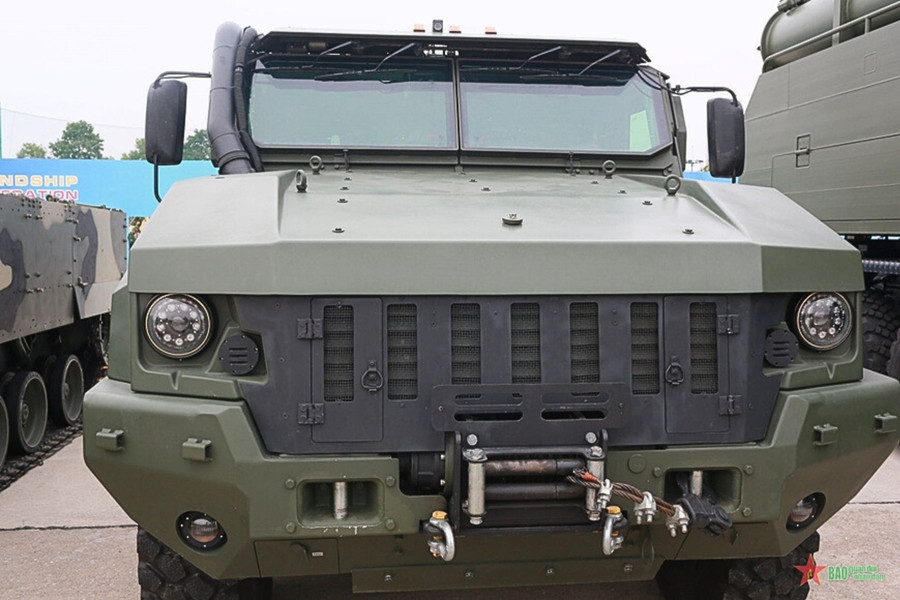 Ngắm hệ thống vũ khí Nga hiện đại tại Triển lãm Quốc phòng Việt Nam 2024 - Ảnh 5.