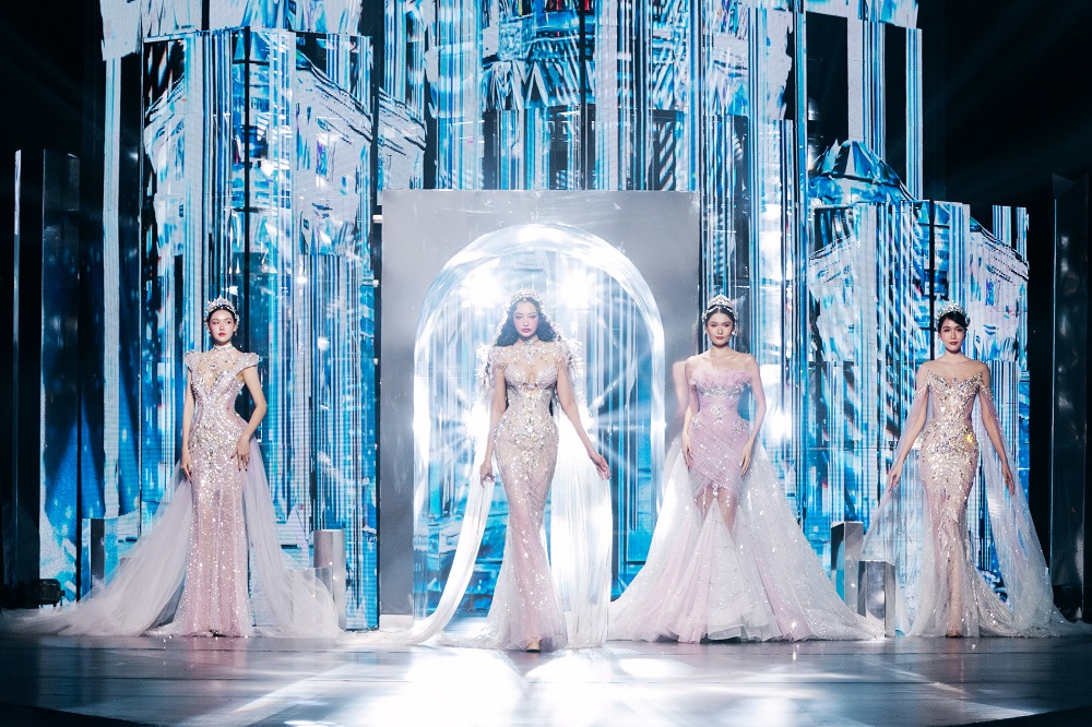 11 hoa hậu, á hậu catwalk chuyên nghiệp trên sàn diễn Vietnam Beauty Fashion Fest lần thứ 10- Ảnh 15.