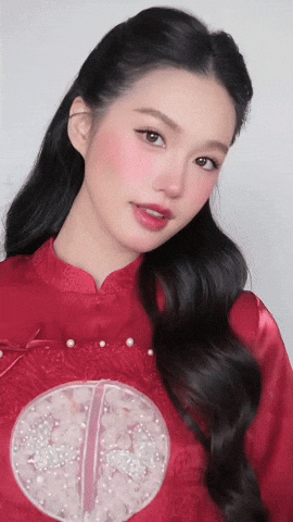 Mẹ vợ hot nhất làng bóng đá diện áo trễ vai quyến rũ, U50 trẻ đẹp ngỡ ngàng, đọ sắc cùng Doãn Hải My- Ảnh 2. Mẹ vợ hot nhất làng bóng đá diện áo trễ vai quyến rũ, U50 trẻ đẹp ngỡ ngàng, đọ sắc cùng Doãn Hải My- Ảnh 2.