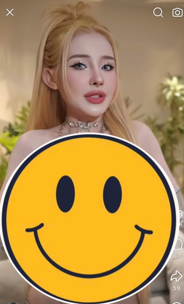 Ng&acirc;n 98 đang th&aacute;ch thức kh&aacute;n giả với trang phục "mặc như kh&ocirc;ng mặc"? - Ảnh 1.