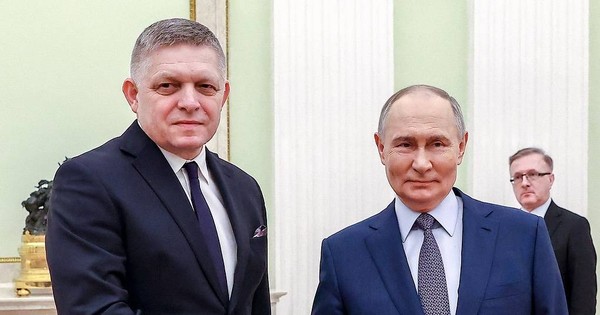 Tổng thống Ukraine &ldquo;bật&rdquo; thủ tướng Slovakia về kh&iacute; đốt - Ảnh 2.