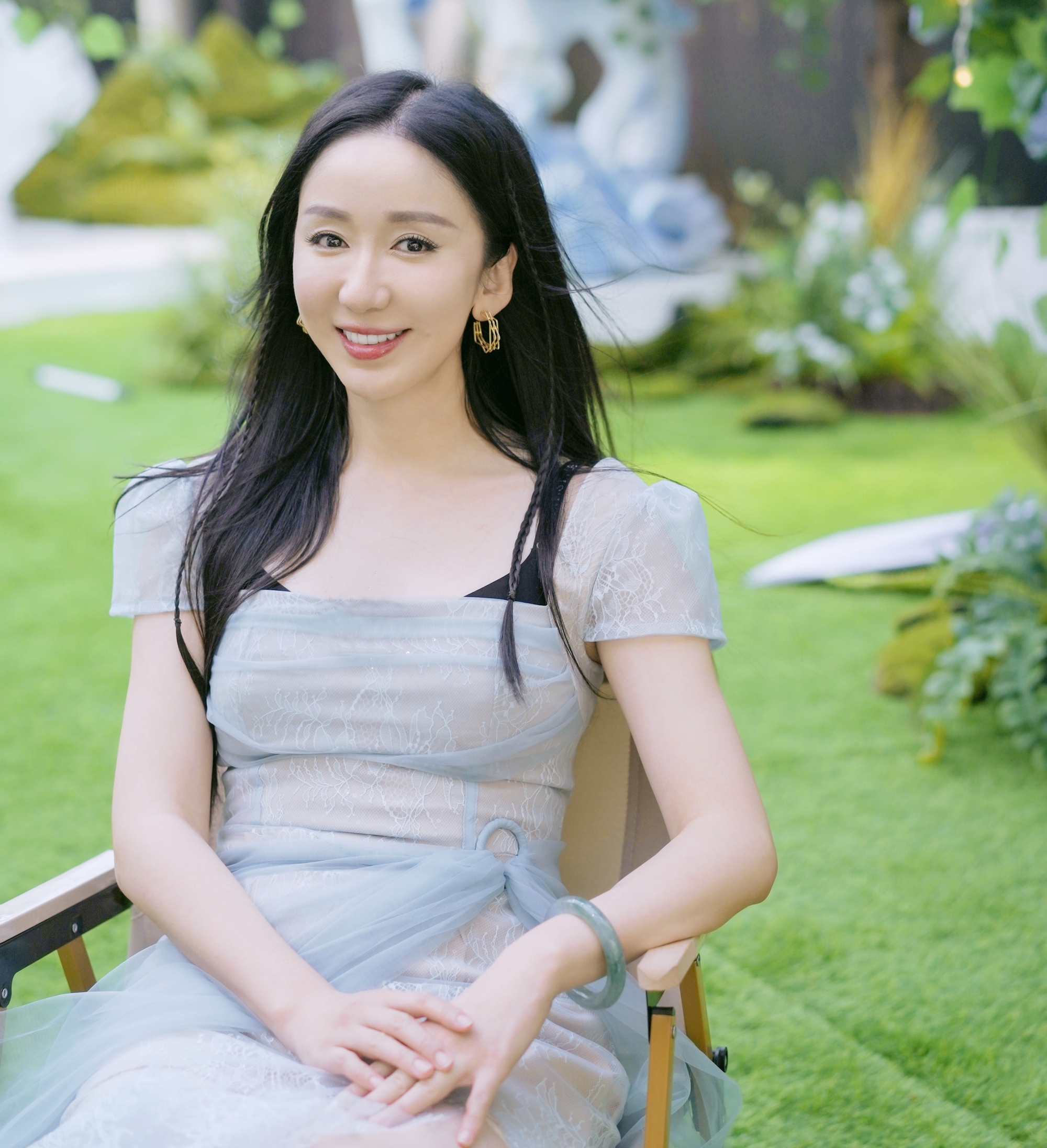 Mỹ nhân 1.000 ngày không ai mời đóng phim vì gương mặt biến dạng, hết thời vẫn sống sung túc trong biệt thự 4.000 m2 - Ảnh 1.