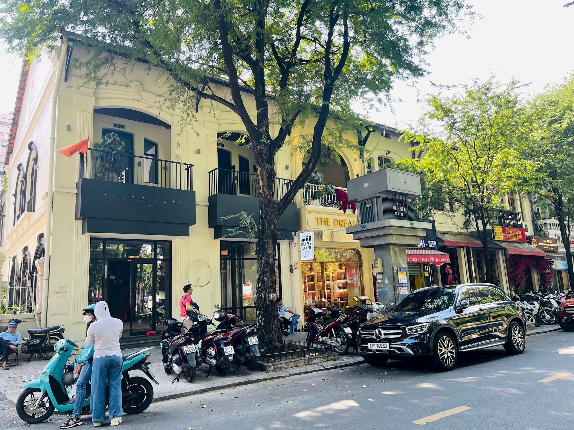 6 tháng sau khi Starbucks Reserve trả mặt bằng, chủ “đất vàng” Hàn Thuyên vẫn ế: "Mất" 3,6 tỷ đồng vì muốn nâng giá lên 750 triệu/tháng - Ảnh 1.