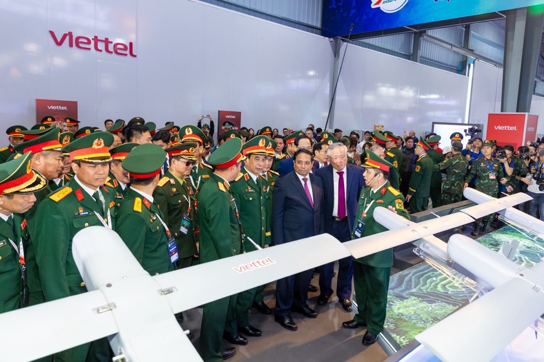 C&ugrave;ng ngắm loạt c&ocirc;ng nghệ &ldquo;cực độc&rdquo; của Viettel tại triển l&atilde;m Quốc ph&ograve;ng quốc tế Việt Nam 2024- Ảnh 3.