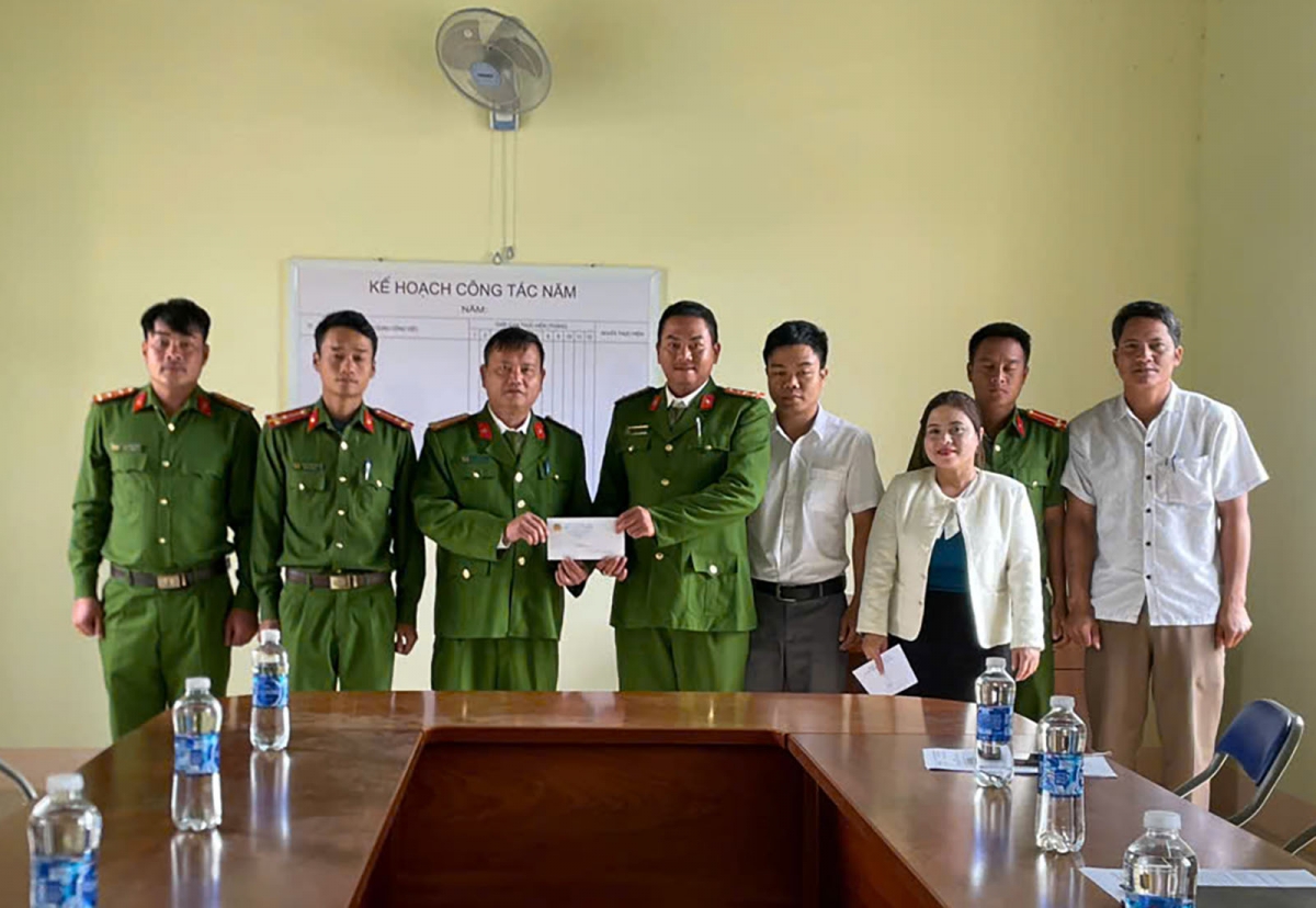 Tạm giữ 3 người vận chuyển súng đạn ở Kon Tum gây xôn xao dư luận - Ảnh 3.