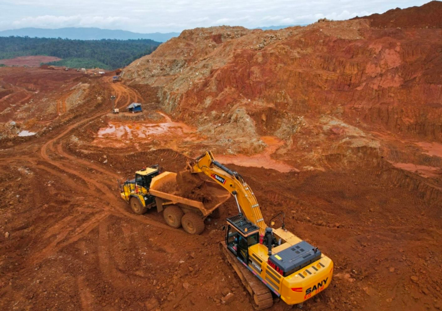 Quốc gia ASEAN nắm trong tay ‘chìa khoá’ một tài nguyên quan trọng, khiến hàng loạt nhà máy ở những nơi khác đóng cửa, đang làm thị trường hàng hoá toàn cầu như ngồi trên ‘đống lửa’ - Ảnh 1.