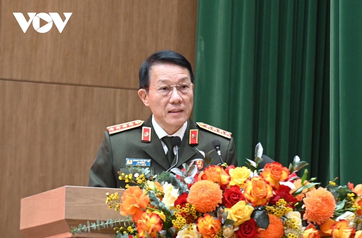 Thủ tướng phạm Minh ch&iacute;nh: C&ocirc;ng an gương mẫu trong cải c&aacute;ch tổ chức - Ảnh 4.