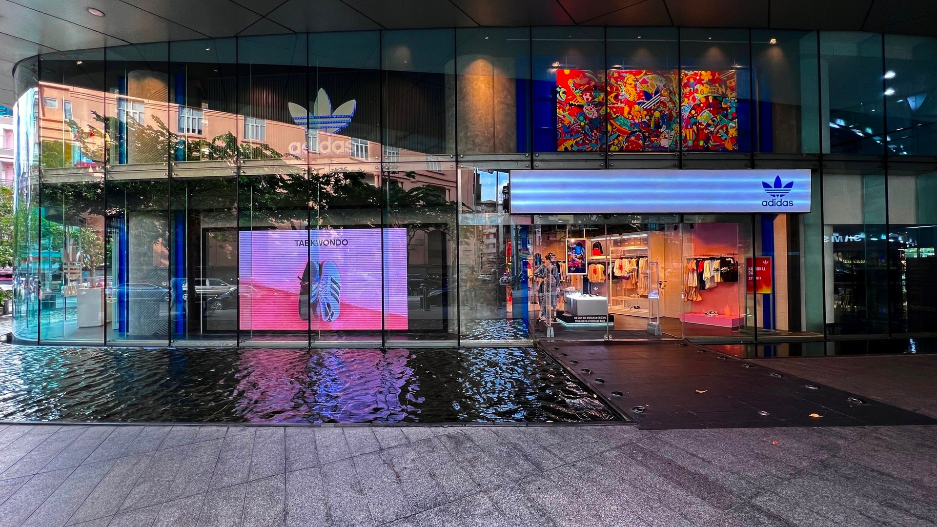 Starbucks Reserve Bitexco mở cửa hàng mới tại Tp . HCM với giá thuê gần 1 tỷ đồng mỗi tháng - Ảnh 3.