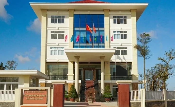 Từ chối trao thưởng vé số trúng đặc biệt: Đề nghị tòa thu thập chứng cứ - Ảnh 2.