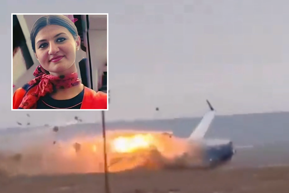 Câu chuyện xót xa của tiếp viên tử nạn trong chiếc máy bay rơi: Đây là chuyến bay cuối cùng trước khi nghỉ việc- Ảnh 1. Câu chuyện xót xa của tiếp viên tử nạn trong chiếc máy bay rơi: Đây là chuyến bay cuối cùng trước khi nghỉ việc- Ảnh 1.