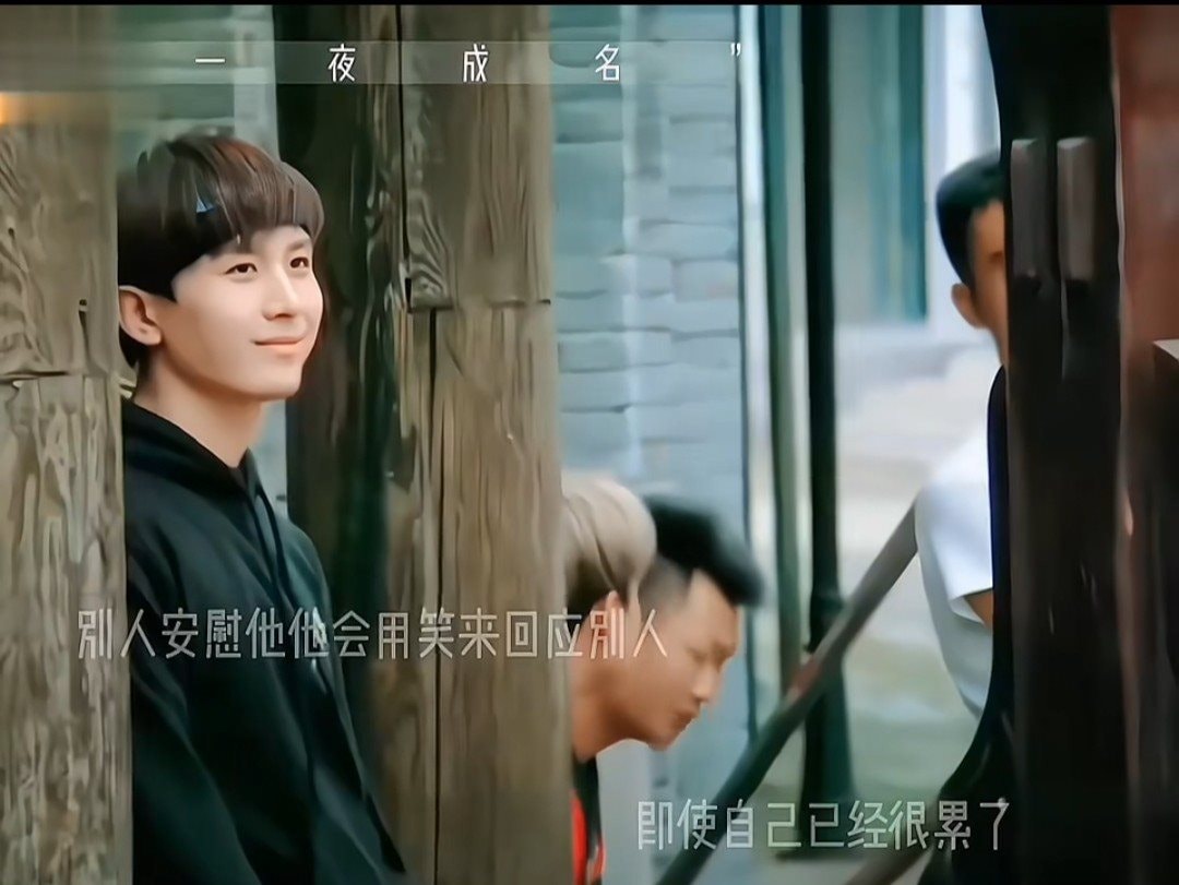 Sao nam bị 100 đoàn phim từ chối vì quá xấu, giờ đẹp đến mức đóng phim nào cũng được phong thần - Ảnh 5.