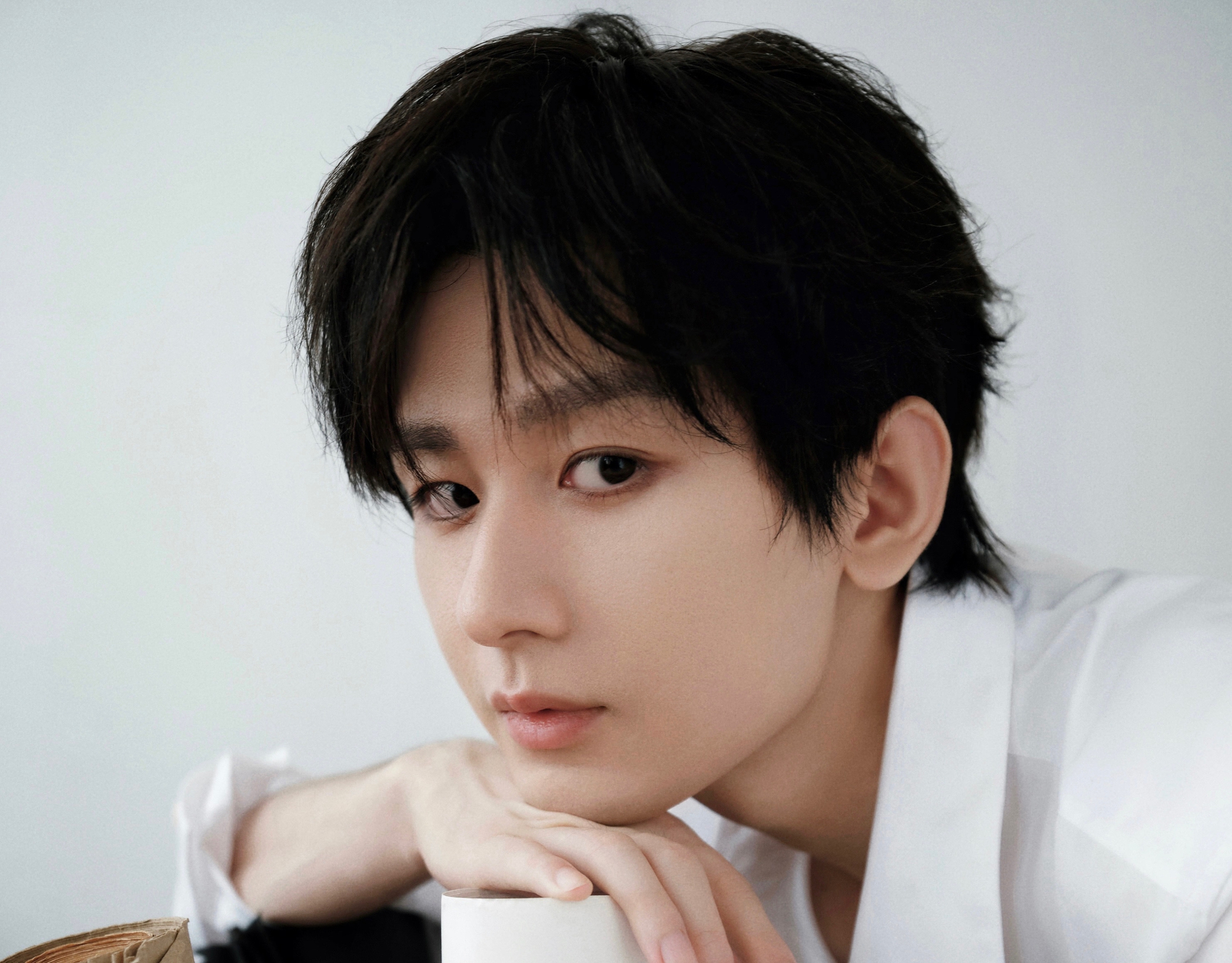 Sao nam bị 100 đoàn phim từ chối vì quá xấu, giờ đẹp đến mức đóng phim nào cũng được phong thần - Ảnh 8.