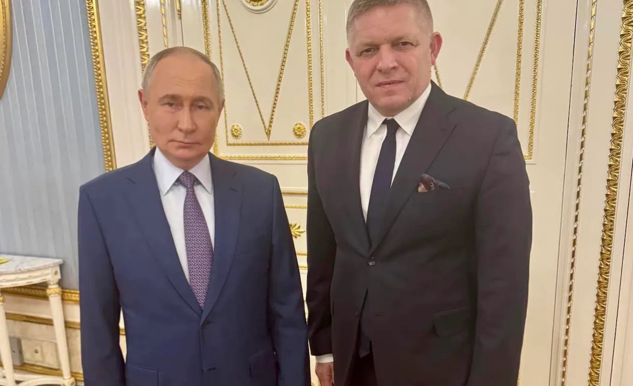 Tổng thống Ukraine &ldquo;bật&rdquo; thủ tướng Slovakia về kh&iacute; đốt- Ảnh 1.