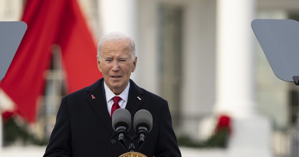 Cách ông Trump tận dụng động thái Tổng thống Biden ân xá cho con trai - Ảnh 2.