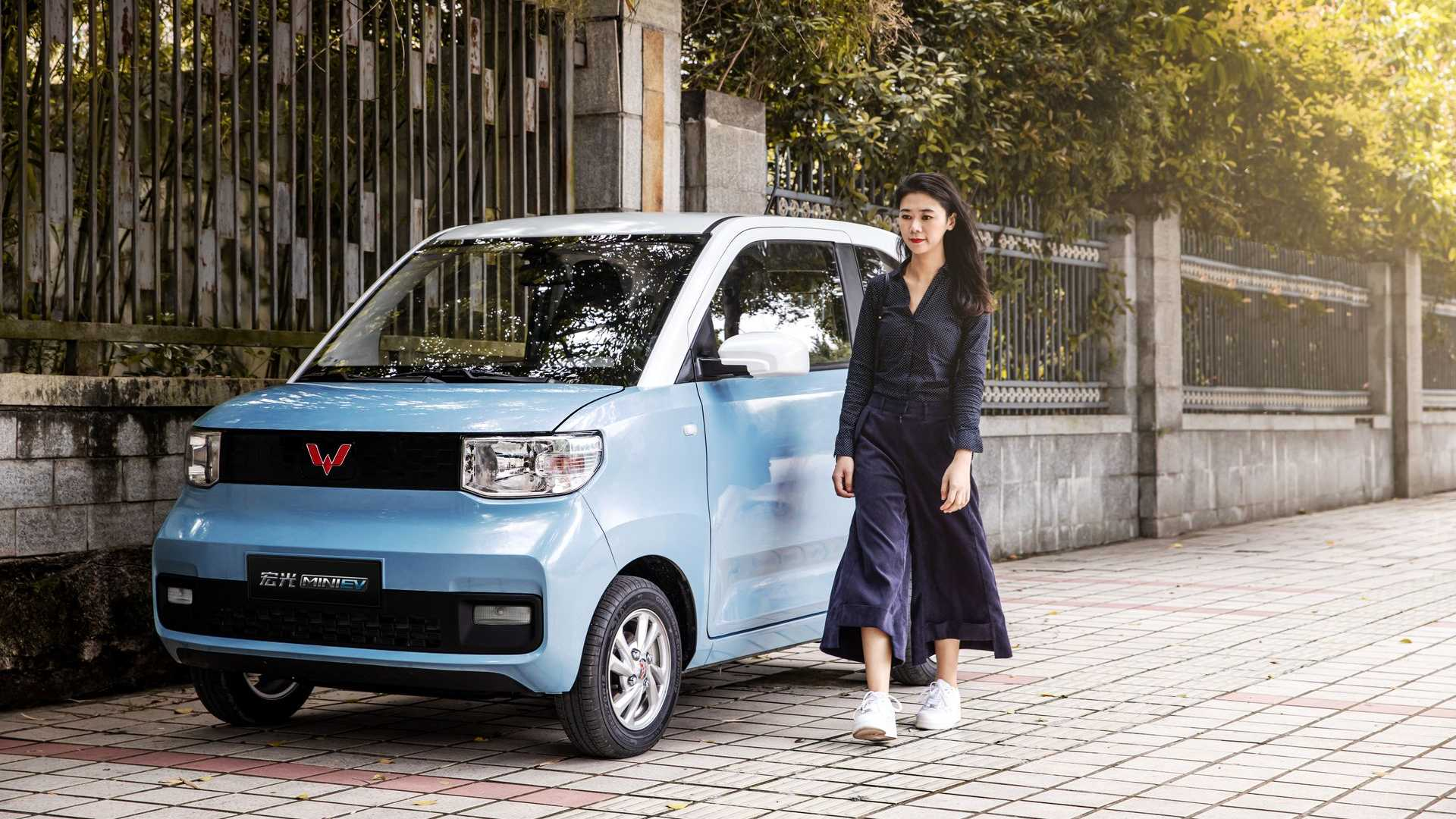 wuling-mini-ev-1735637601651100090630.png