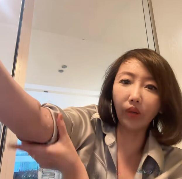 Lựa chọn an tử ở tuổi 43 của người phụ nữ kiếm h&agrave;ng triệu USD mỗi năm g&acirc;y tranh c&atilde;i- Ảnh 6.