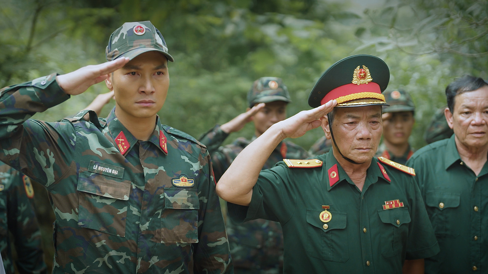 Nam NSND mang hàm Đại tá: Toàn vào vai khắc khổ, bần hàn, ngoài đời cũng lận đận 2 lần đò- Ảnh 5.