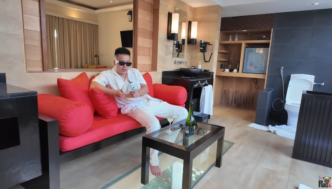 Bitcoin vượt mốc 2,5 tỷ đồng, cả mạng x&atilde; hội bỗng đổ x&ocirc; nhận thanh ni&ecirc;n n&agrave;y l&agrave; người quen- Ảnh 8.