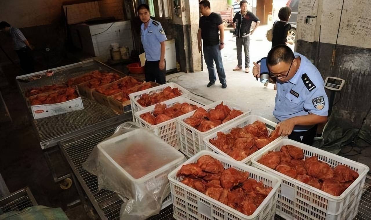 Thịt b&ograve; giả ở Trung Quốc: B&iacute; mật kinh ho&agrave;ng đằng sau những m&oacute;n ăn quen thuộc- Ảnh 2.