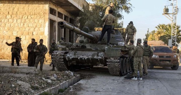 Phiến qu&acirc;n &aacute;p s&aacute;t thủ đ&ocirc; Syria - Ảnh 2.