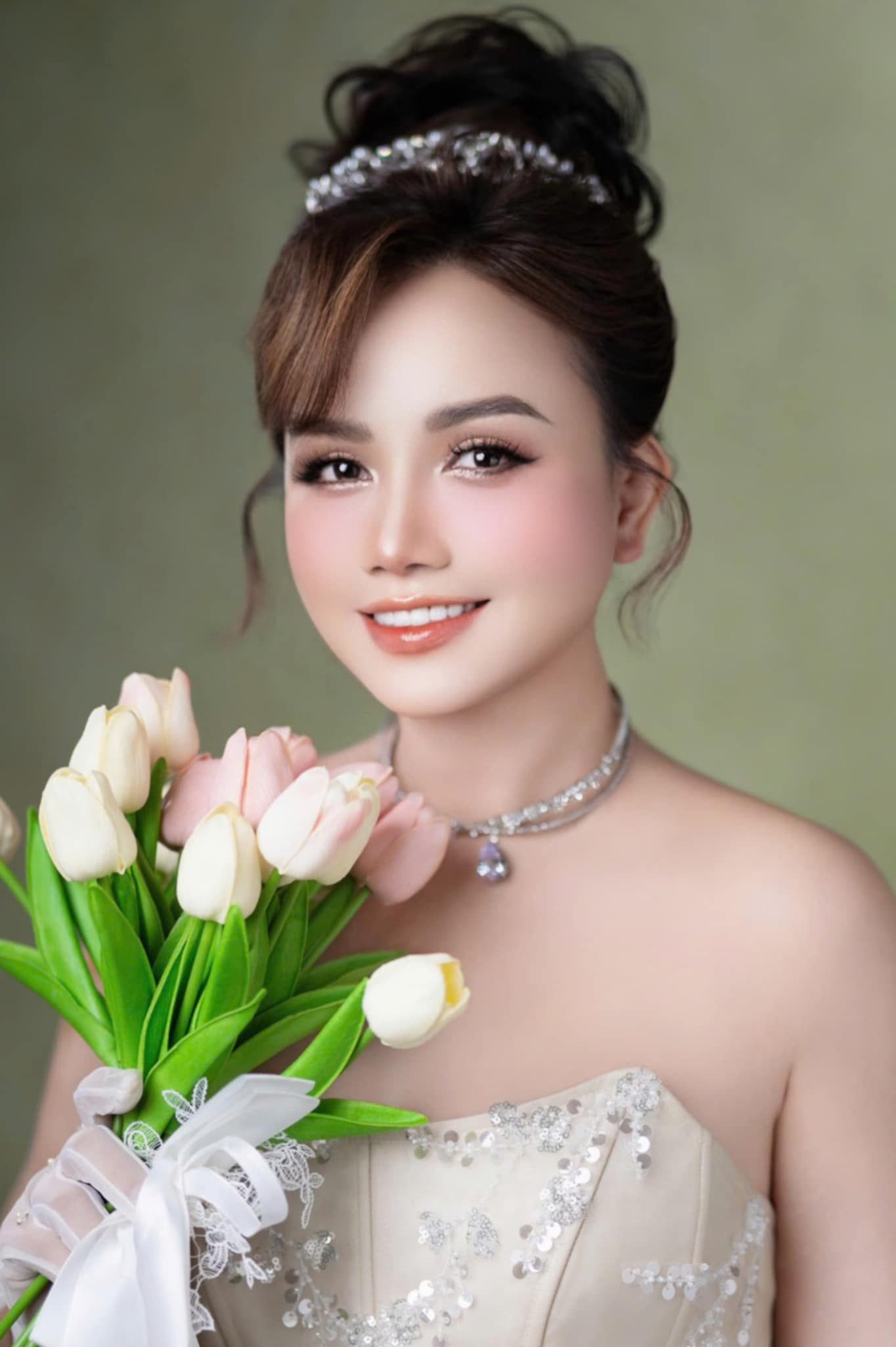 Cuộc đời nữ diễn viên nhiều chồng nhất nhì showbiz Việt: U50 chuẩn bị cưới bạn trai kém 20 tuổi - Ảnh 3.