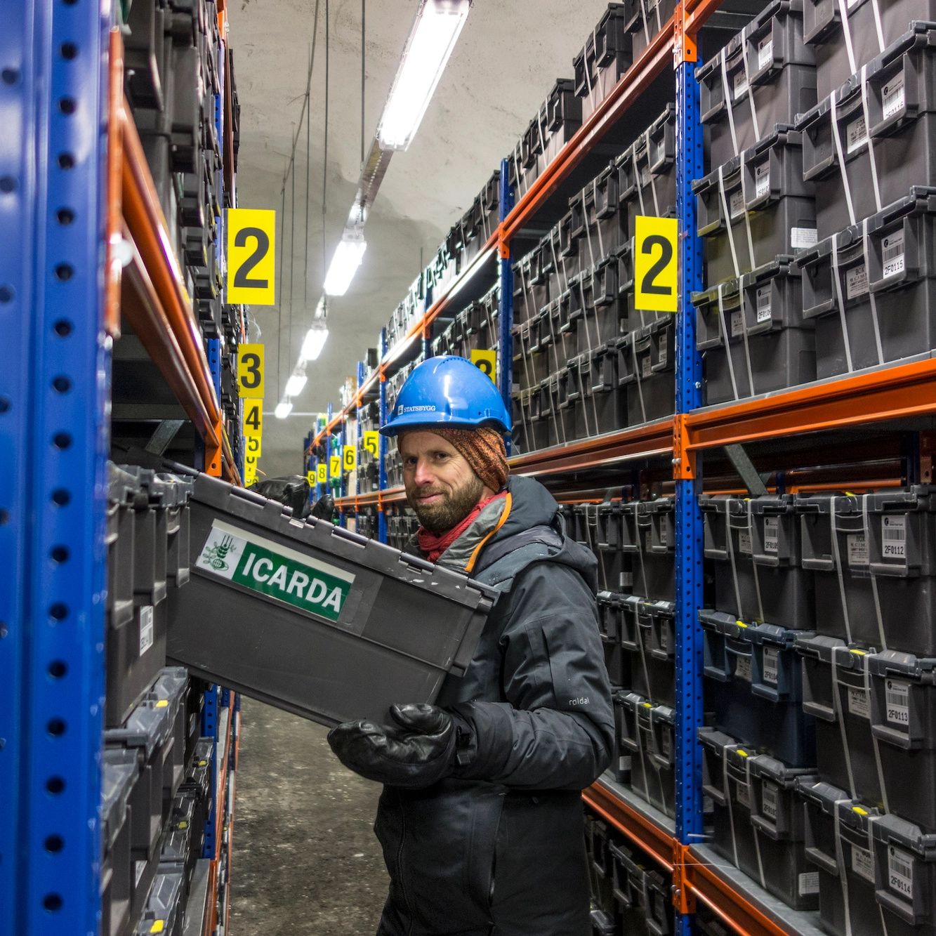 Địa điểm "an toàn nhất thế giới": Chỉ mở cửa 6 lần mỗi năm, là kho chứa của 1 triệu thứ này - Ảnh 4. Địa điểm "an toàn nhất thế giới": Chỉ mở cửa 6 lần mỗi năm, là kho chứa của 1 triệu thứ này - Ảnh 4.