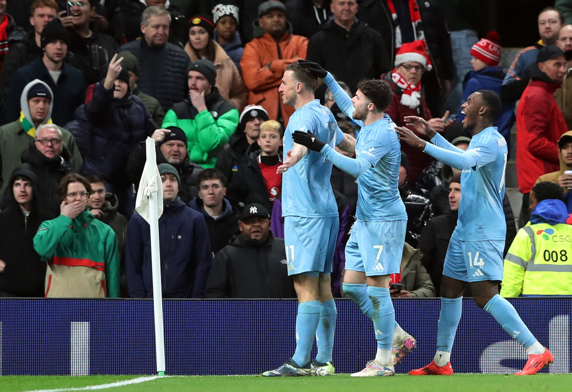 Man United thua sốc Nottingham Forest, HLV Ruben Amorim nói lời gan ruột- Ảnh 5.