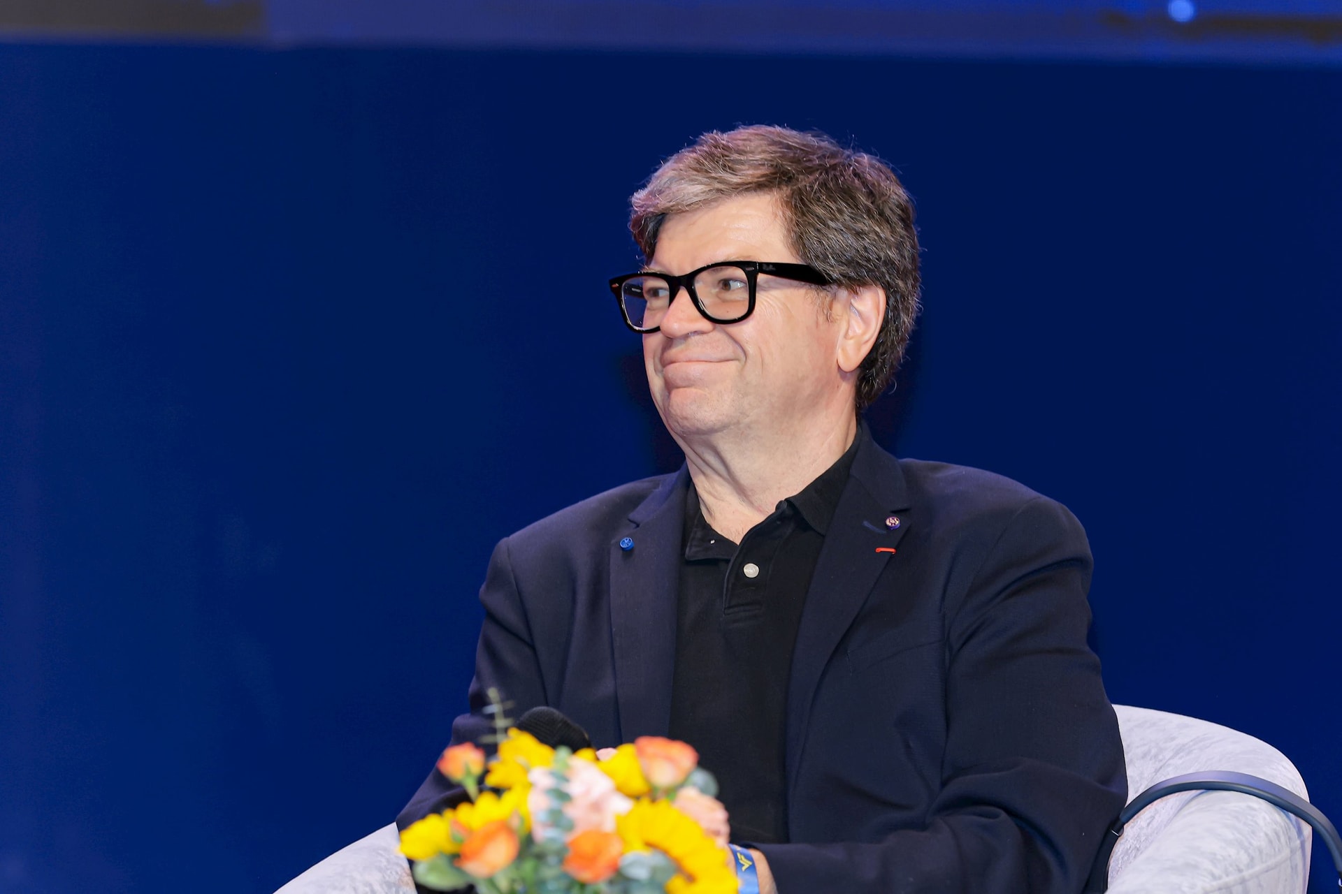 Sẽ ra sao khi Yoshua Bengio cảnh báo về động lực của AI trong kiểm soát an toàn - Ảnh 2.