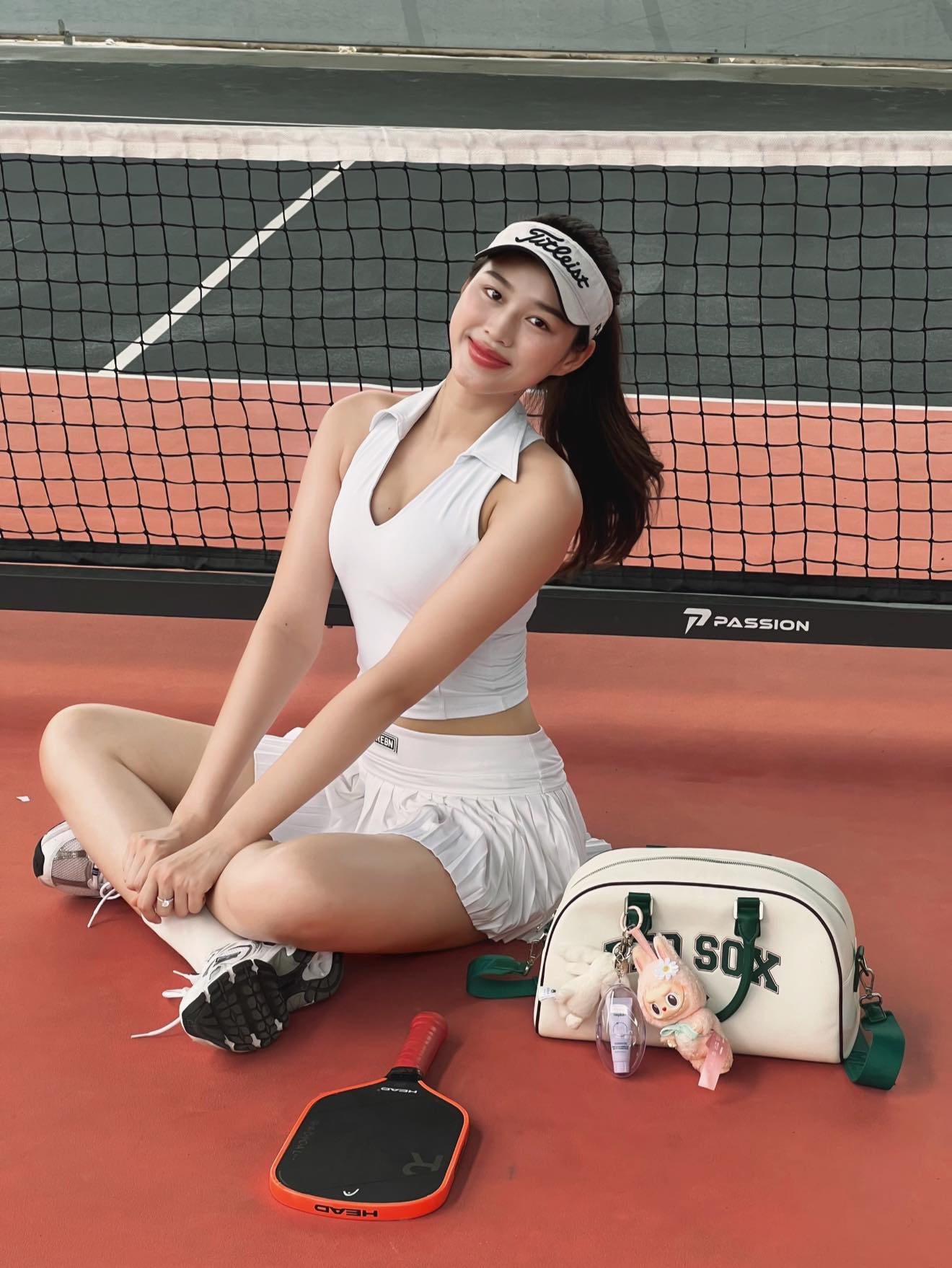 Đã tìm ra mỹ nhân mặc đẹp nhất làng pickleball, Hà Nội trời rét căm căm vẫn lên đồ ra sân "phẩy vợt" - Ảnh 6.