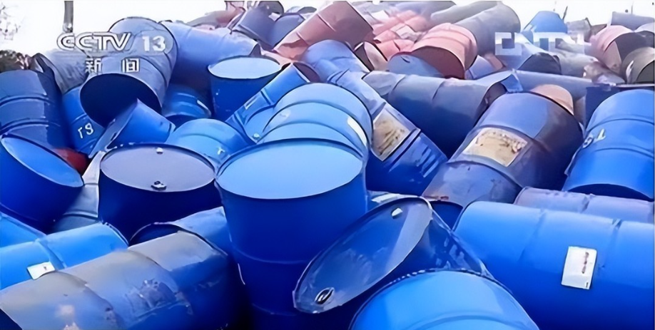 Tôi điếng người nhận ra: Chiếc nồi này là "sát thủ ngầm", càng dùng càng đe dọa sức khỏe - Ảnh 4.