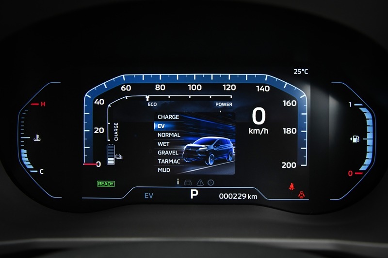 Mitsubishi Xpander HEV ra mắt: Máy hybrid 1.6L, cần số điện tử, 7 chế độ lái, giá quy đổi gần 630 triệu- Ảnh 19.