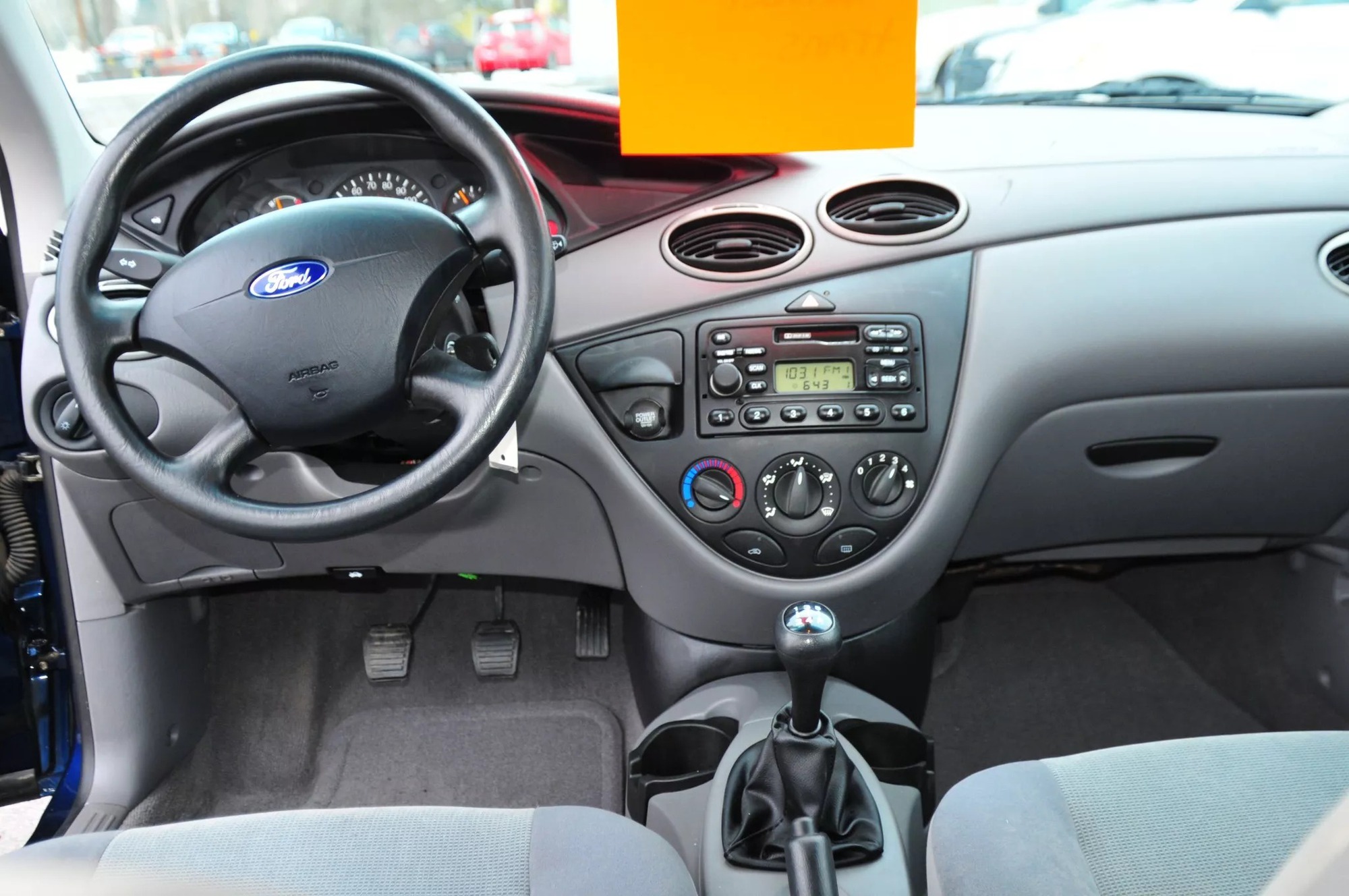 Ford Focus 22 năm tuổi có giá gần gấp rưỡi hồi mua mới: Như vừa bóc nilon, công nghệ sẽ khiến nhiều người lăn tăn- Ảnh 3.