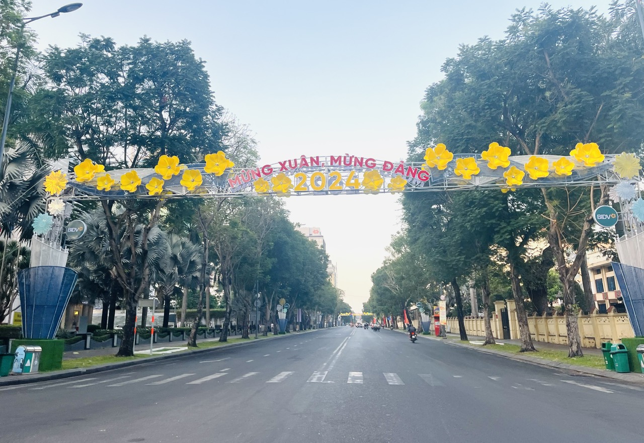 TP Hồ Chí Minh: Đường phố thanh vắng sáng mùng 1 Tết- Ảnh 5.