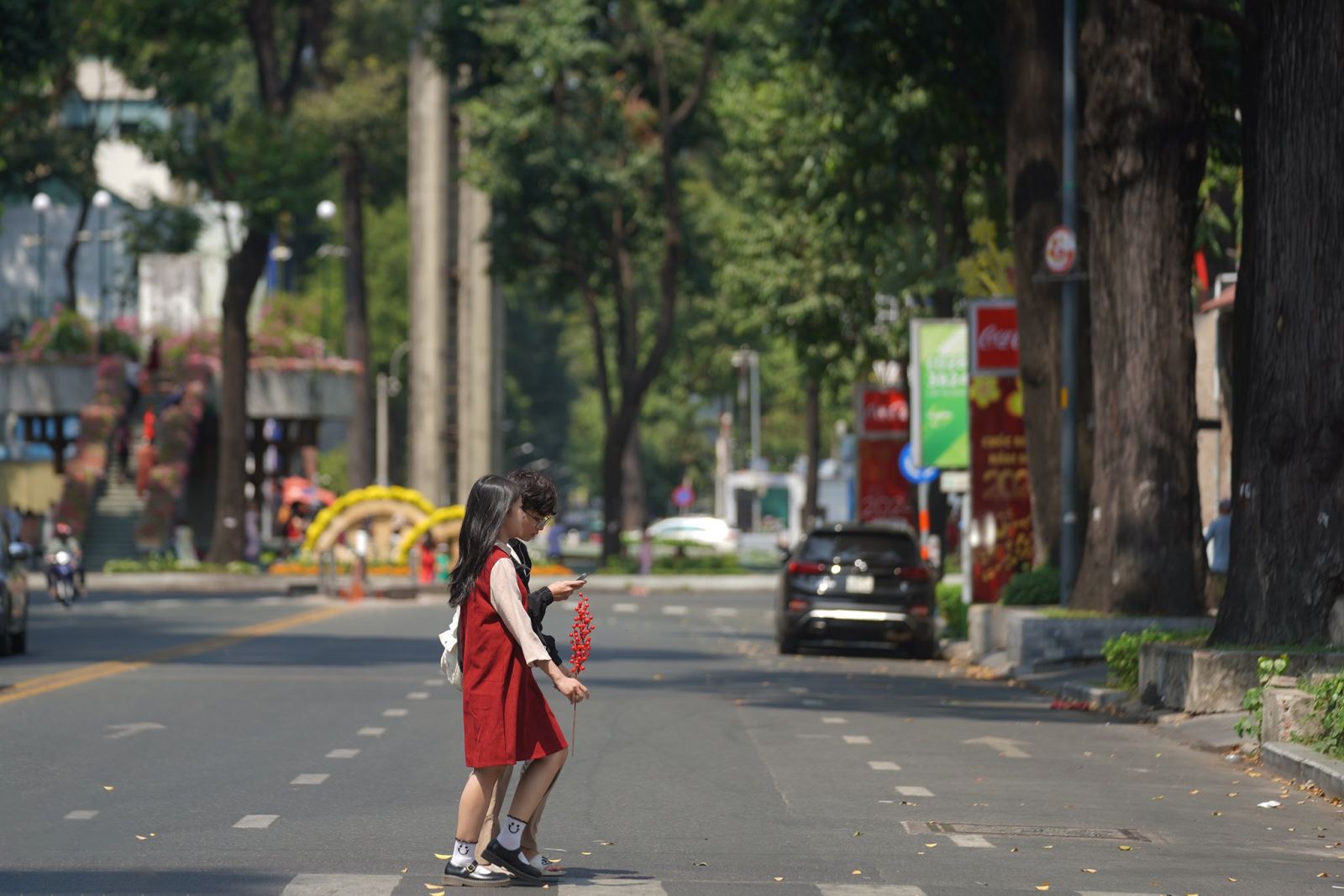 TP Hồ Chí Minh: Đường phố thanh vắng sáng mùng 1 Tết- Ảnh 9.