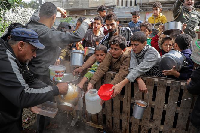 Lý do Israel muốn chiếm Rafah, nơi nương náu của hàng triệu người Palestine- Ảnh 1.