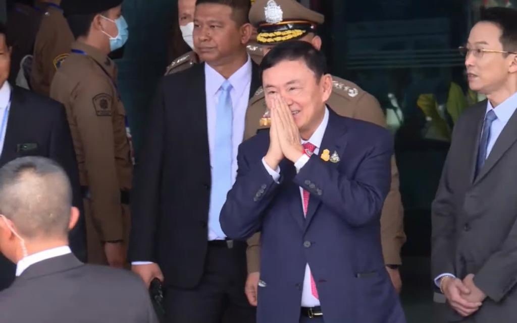 Cựu Thủ tướng Thái Lan Thaksin được trả tự do và thực hiện án treo- Ảnh 1.