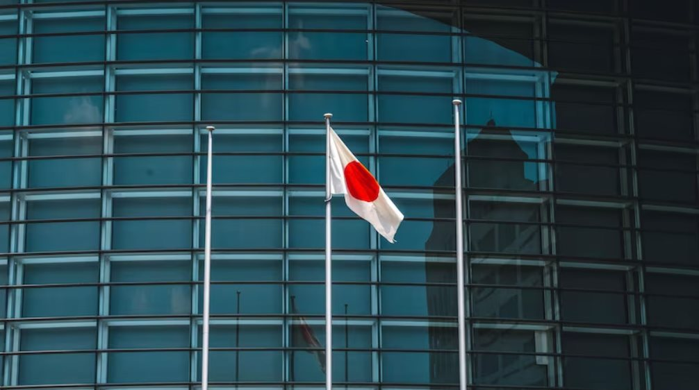 Japan Times: Nhật Bản mất vị trí nền kinh tế số ba thế giới, một quốc gia châu Âu đang ‘lao dốc’ bất ngờ soán ngôi- Ảnh 1.