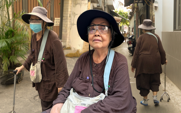 Cô đào Trang Thanh Xuân: ‘Chỉ mong mỗi ngày bán hết 50 tờ vé số’- Ảnh 3.