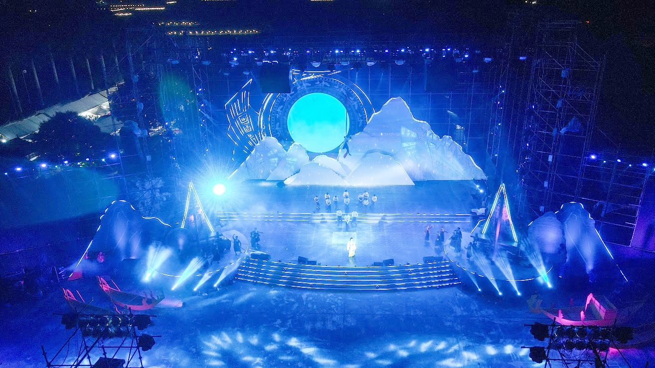 Choáng ngợp với công nghệ 3D mapping tái hiện cuộc khởi nghĩa Hai Bà Trưng- Ảnh 12.