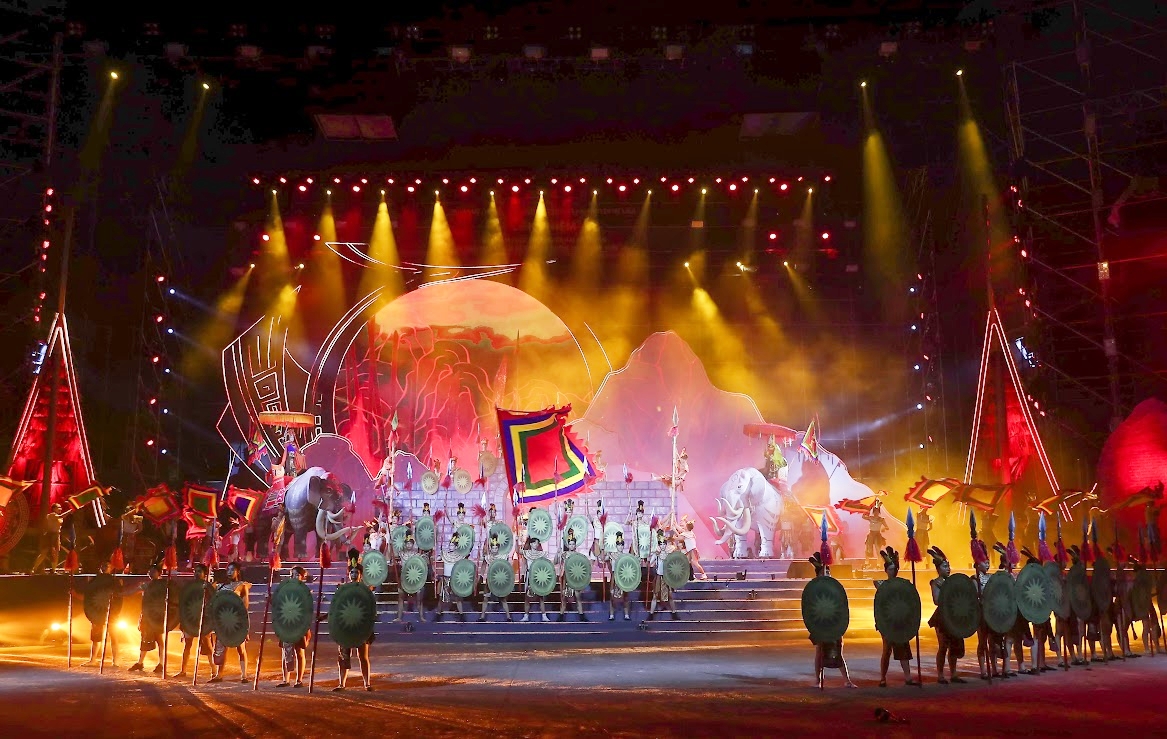 Choáng ngợp với công nghệ 3D mapping tái hiện cuộc khởi nghĩa Hai Bà Trưng- Ảnh 6.