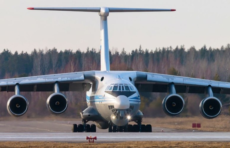 Phiên bản dân sự của máy bay vận tải Il-76MD-90A sắp ra mắt- Ảnh 8.