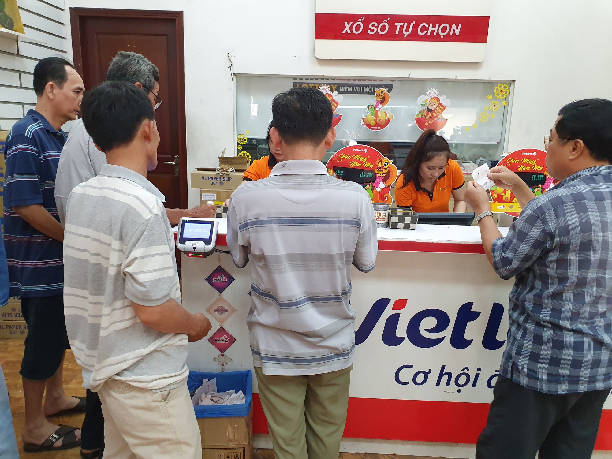 Giải Jackpot 1 trị giá 116 tỉ đồng của Vietlott đang chờ vé trúng- Ảnh 1.