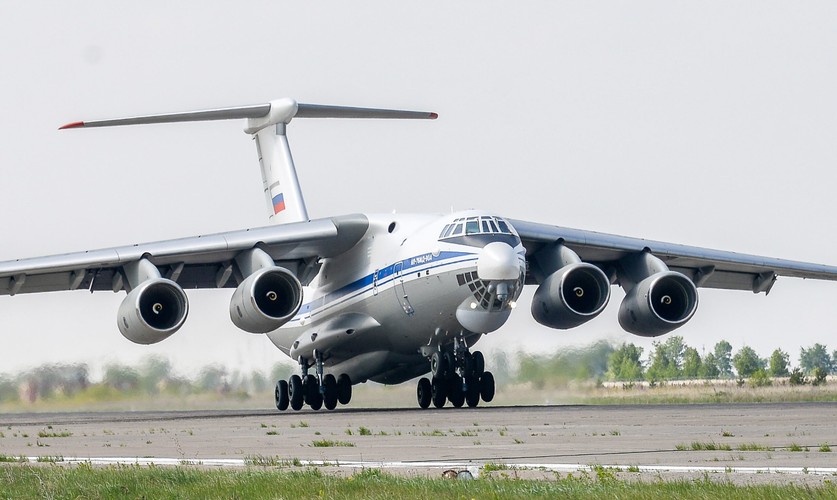 Phiên bản dân sự của máy bay vận tải Il-76MD-90A sắp ra mắt- Ảnh 4.