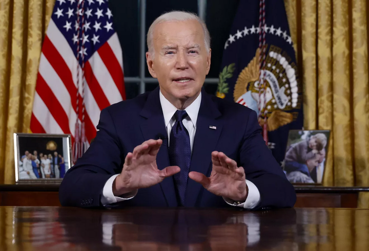 Tổng thống Biden trấn an người dân Mỹ về vũ khí chống vệ tinh của Nga- Ảnh 1.